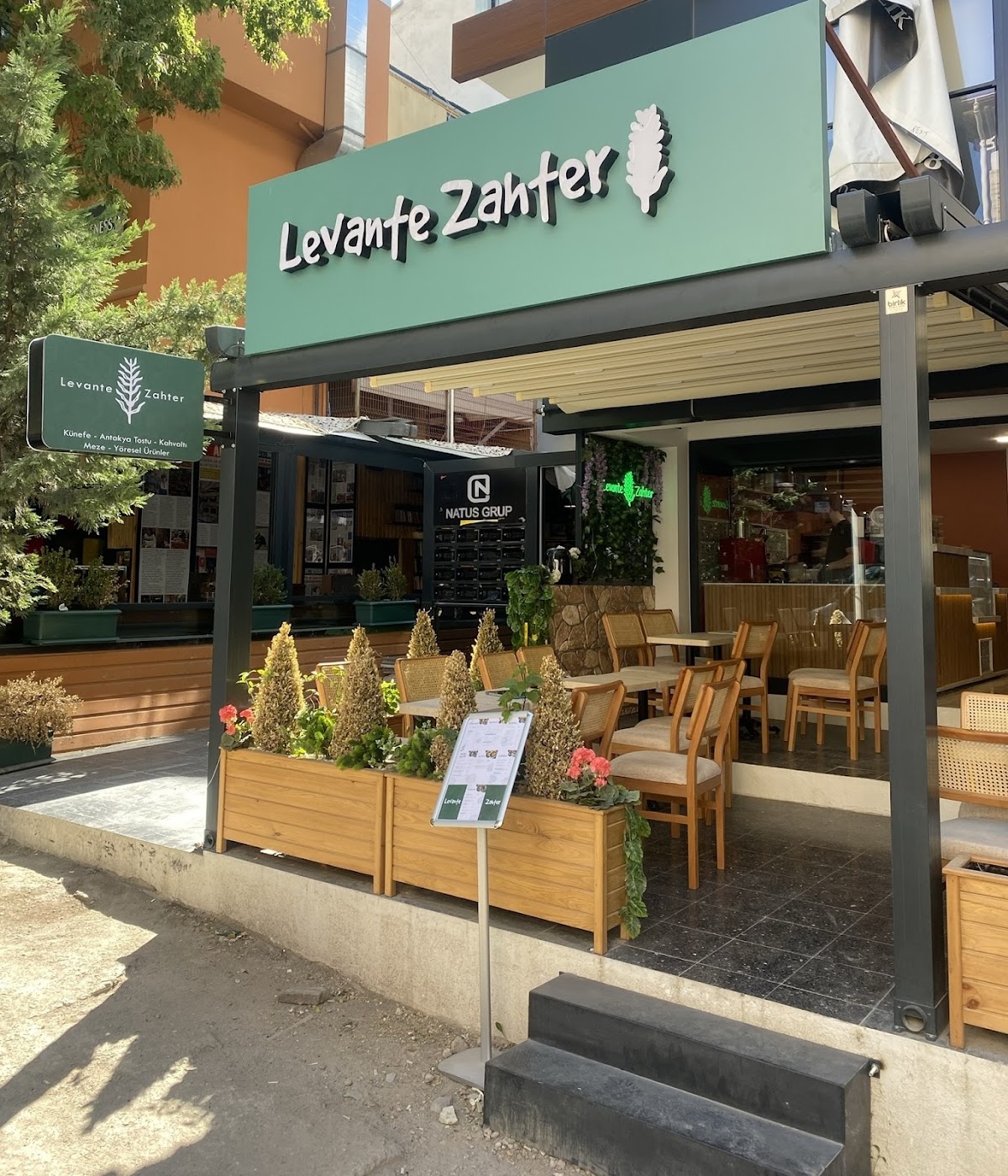 Levante Zahter