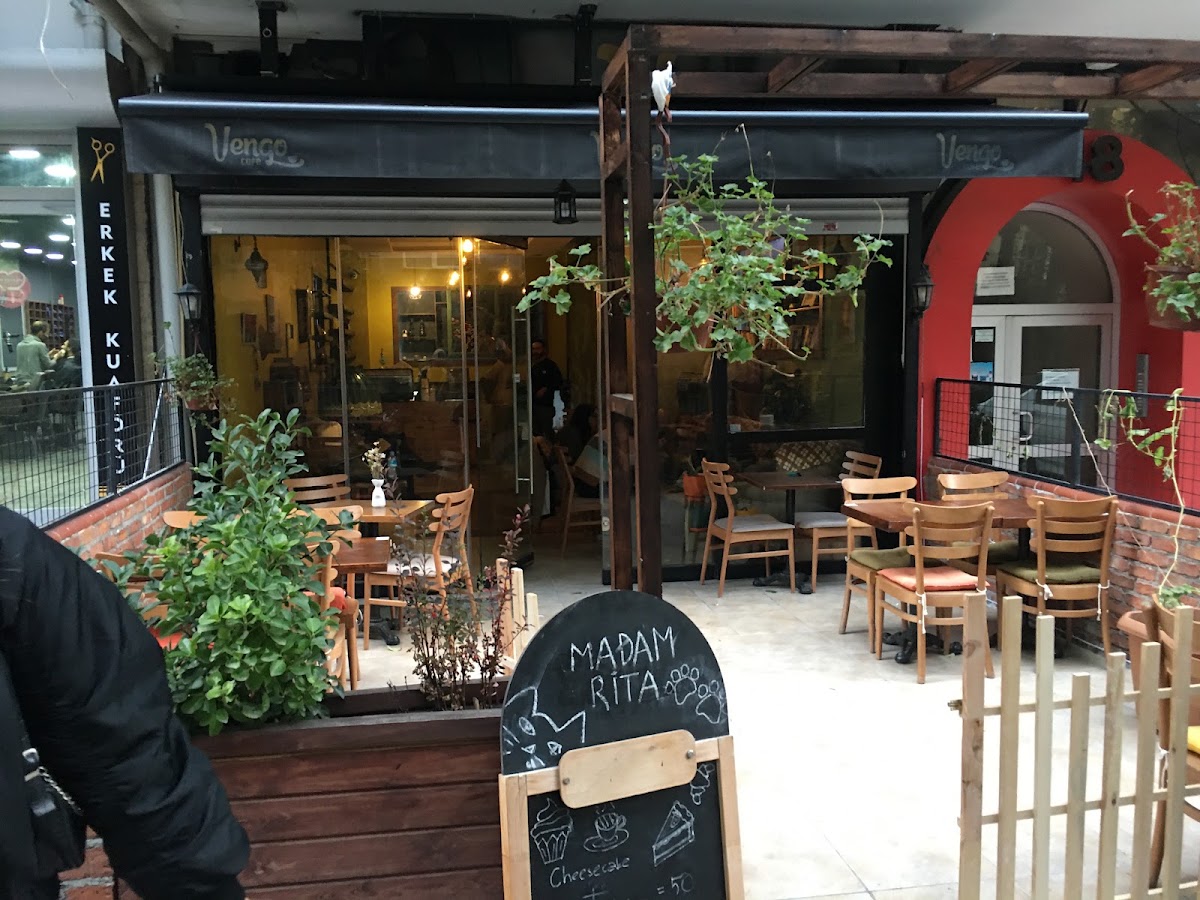 Madam Rita Cafe