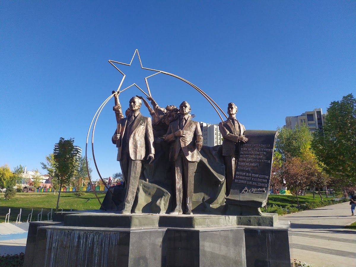 İsmet İnönü Parkı Birlik Mahallesi