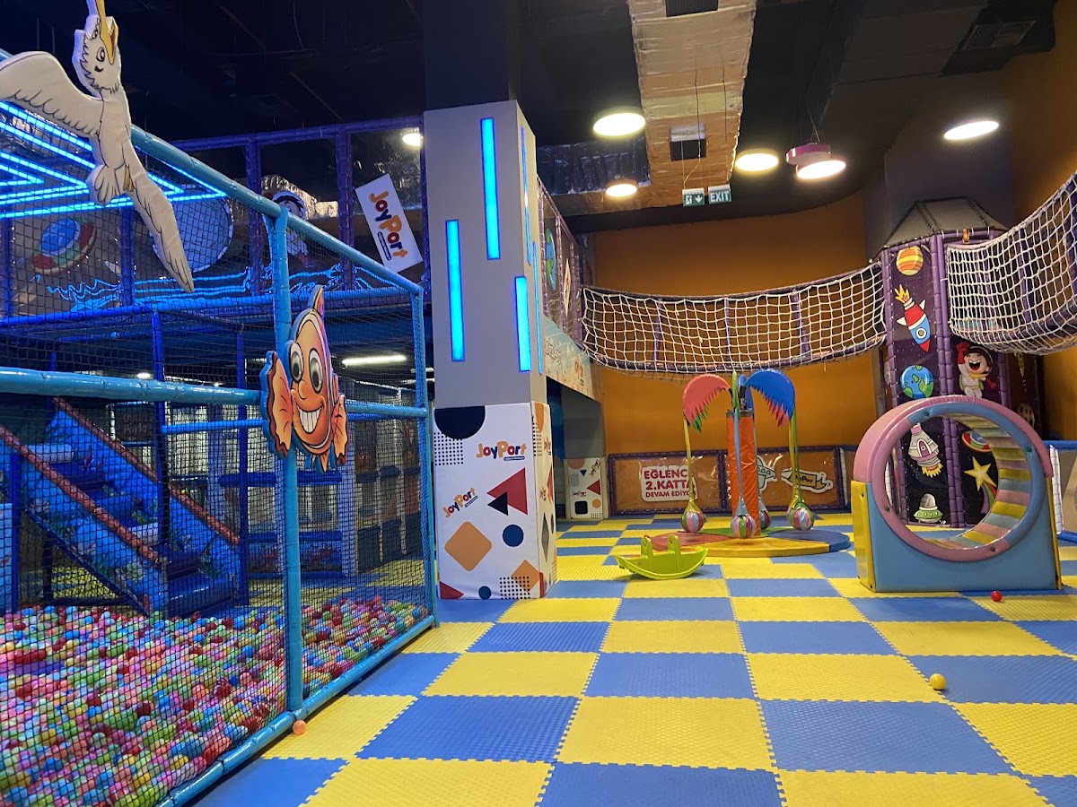 JoyPort Eğlence Merkezi Podium AVM