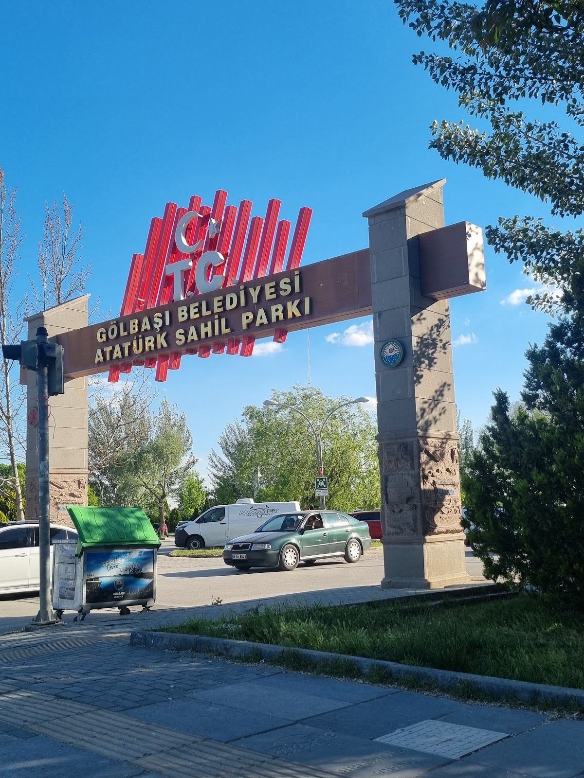 Atatürk Sahil Parkı