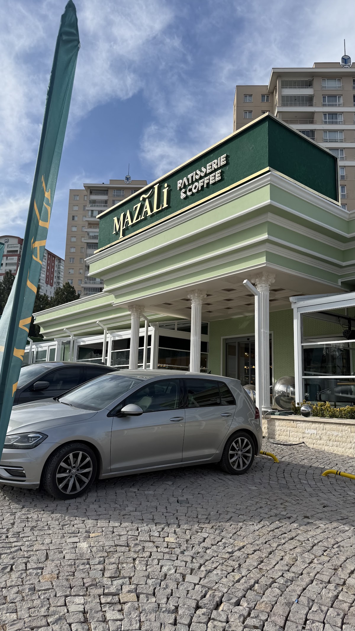 Mazâli Patisserie & Döner