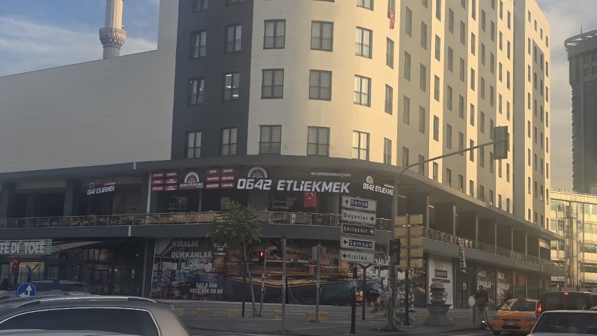0642 Etliekmek Yağsomunu Kahvaltı
