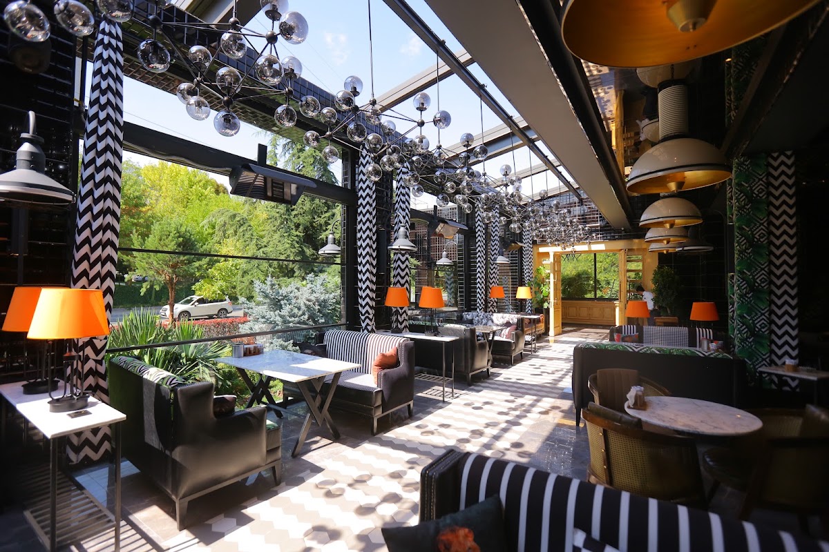 Çayyolu Balkon Cafe