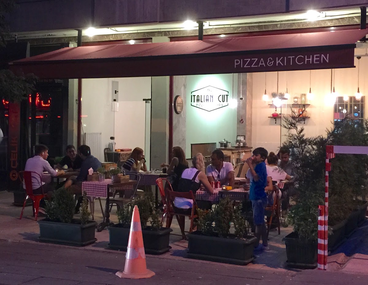 The Italian Cut - Pizza & Kitchen