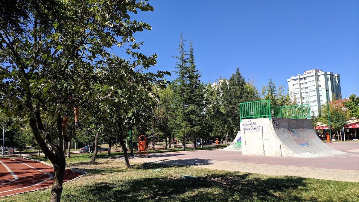 Ceyhun Atuf Kansu Spor Alanı