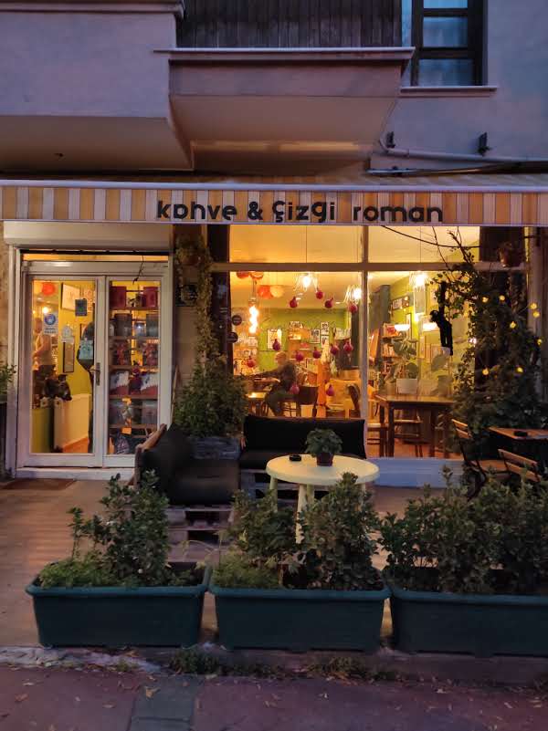 Goril Çizgi Roman & Kahve
