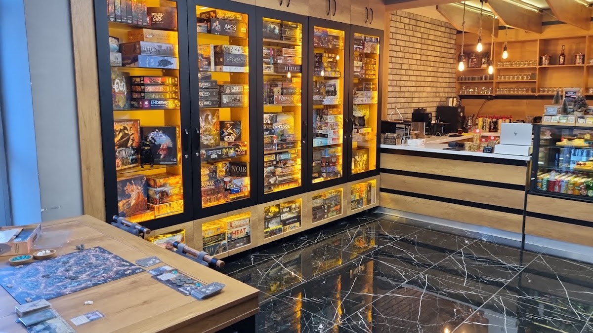 Runik Board Game Cafe